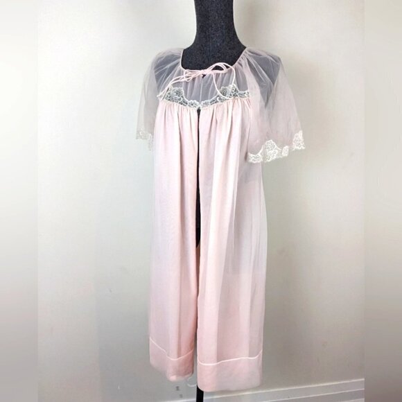 Vintage Pink Chiffon Peignoir nightie in pink - Picture 1 of 7